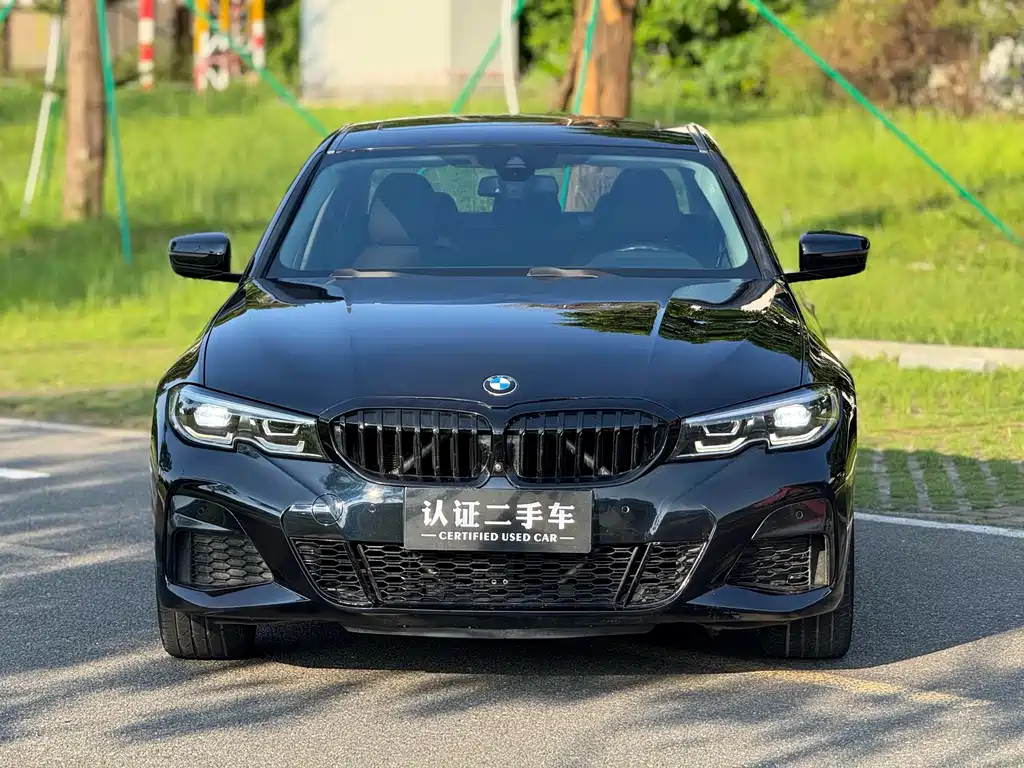 BMW 3 Series 2021