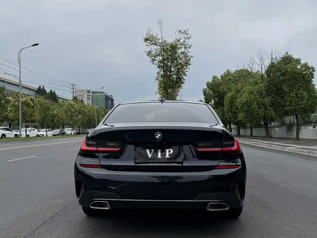 BMW 3 Series 2021