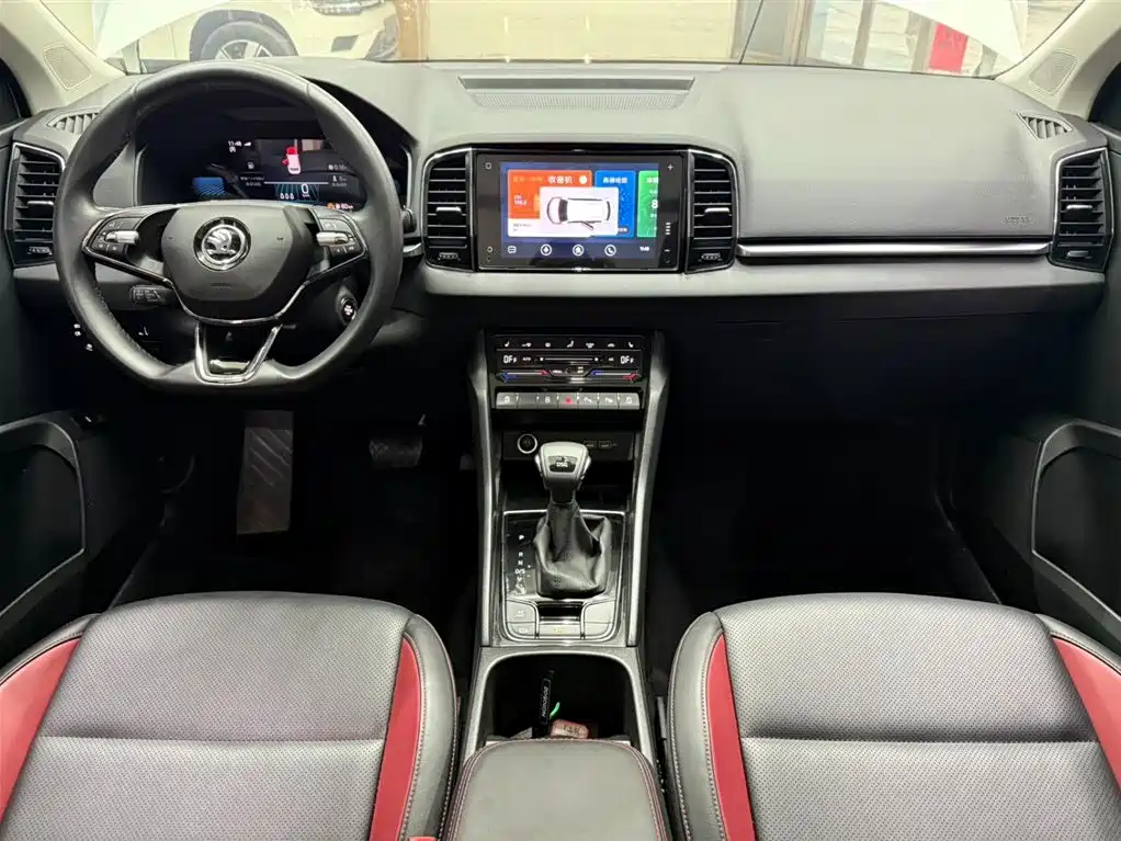 Skoda Karoq 2023 — фото 20