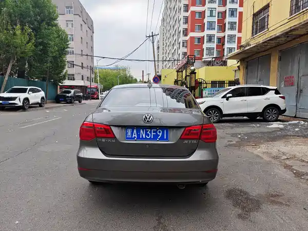 Volkswagen Jetta 2013