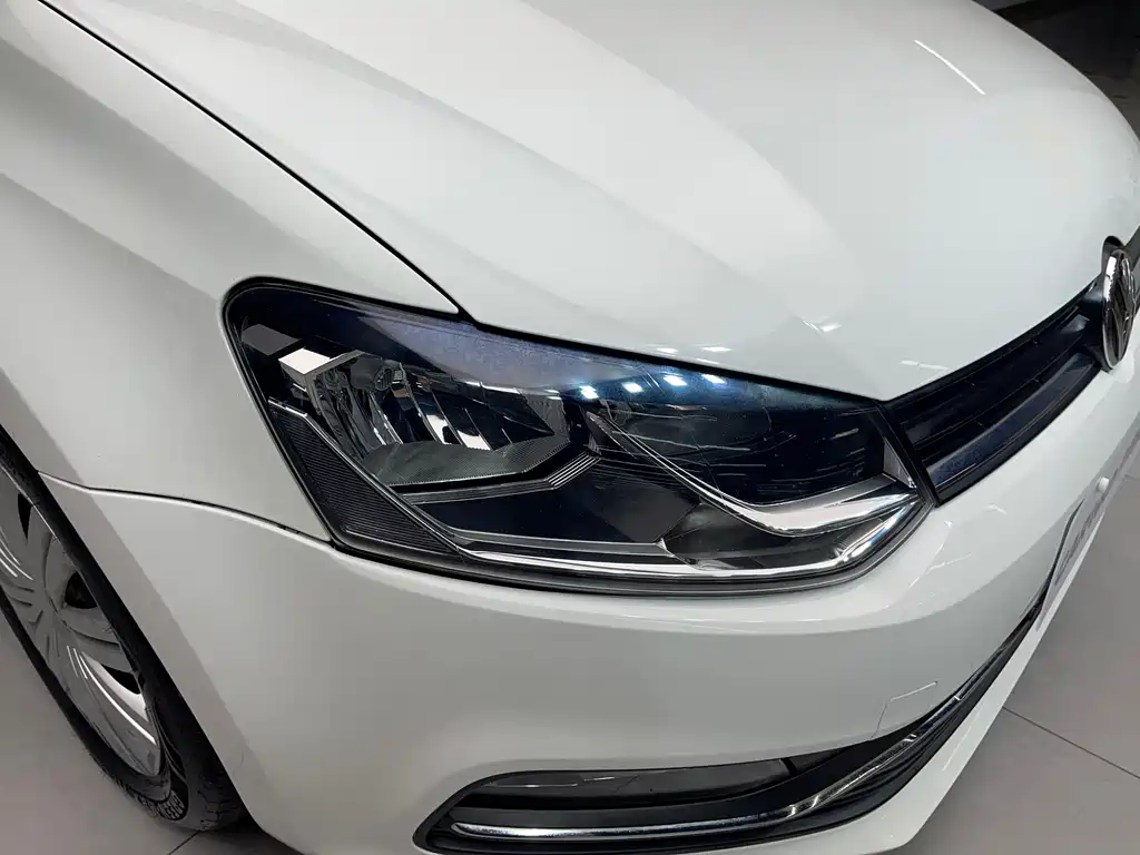 Volkswagen Polo 2019 — фото 24