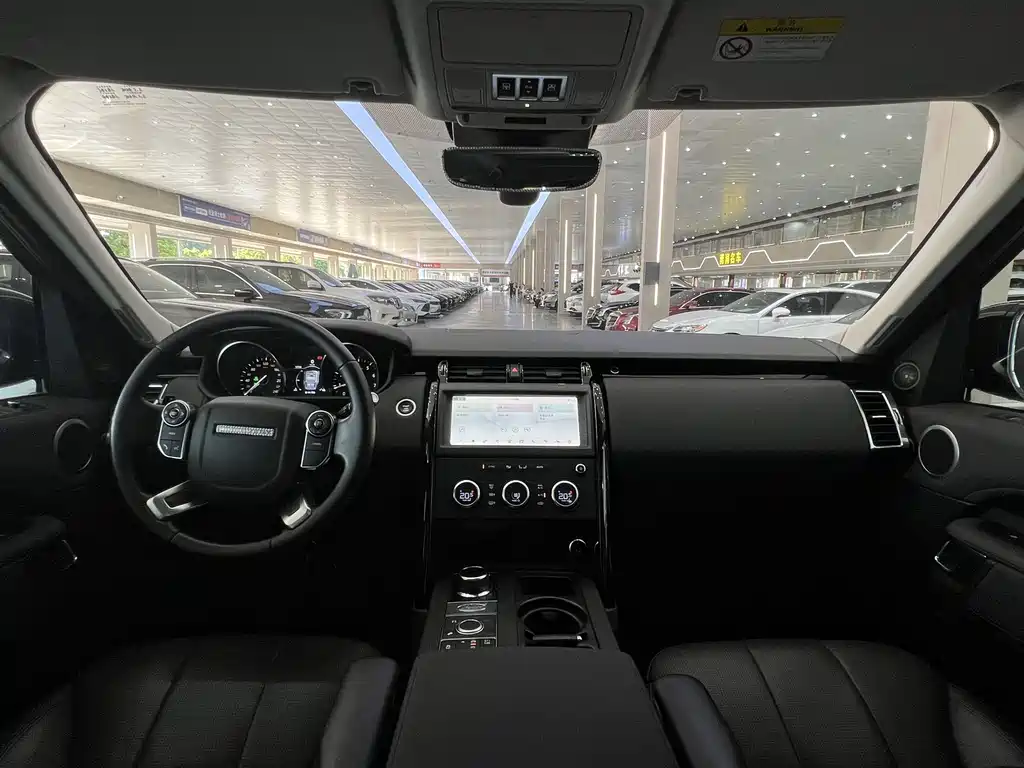 Land Rover Discovery 2018