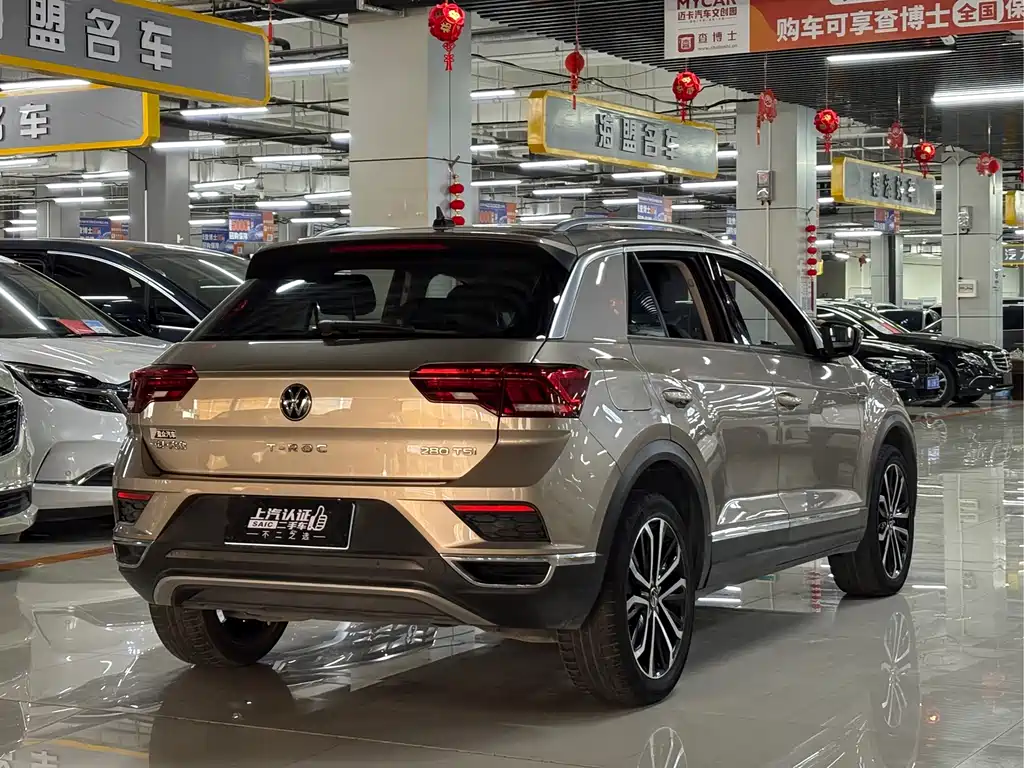 Volkswagen T-Roc 2022 — фото 10