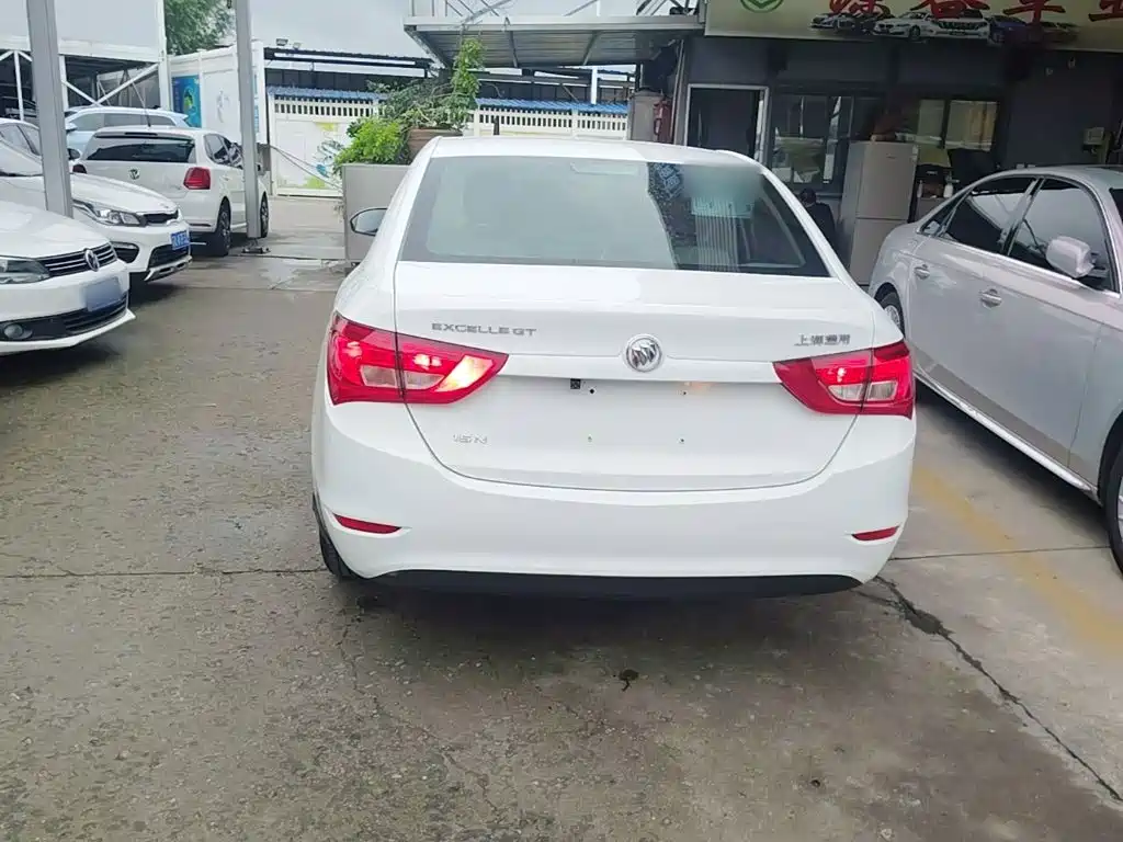 Buick Excelle 2015
