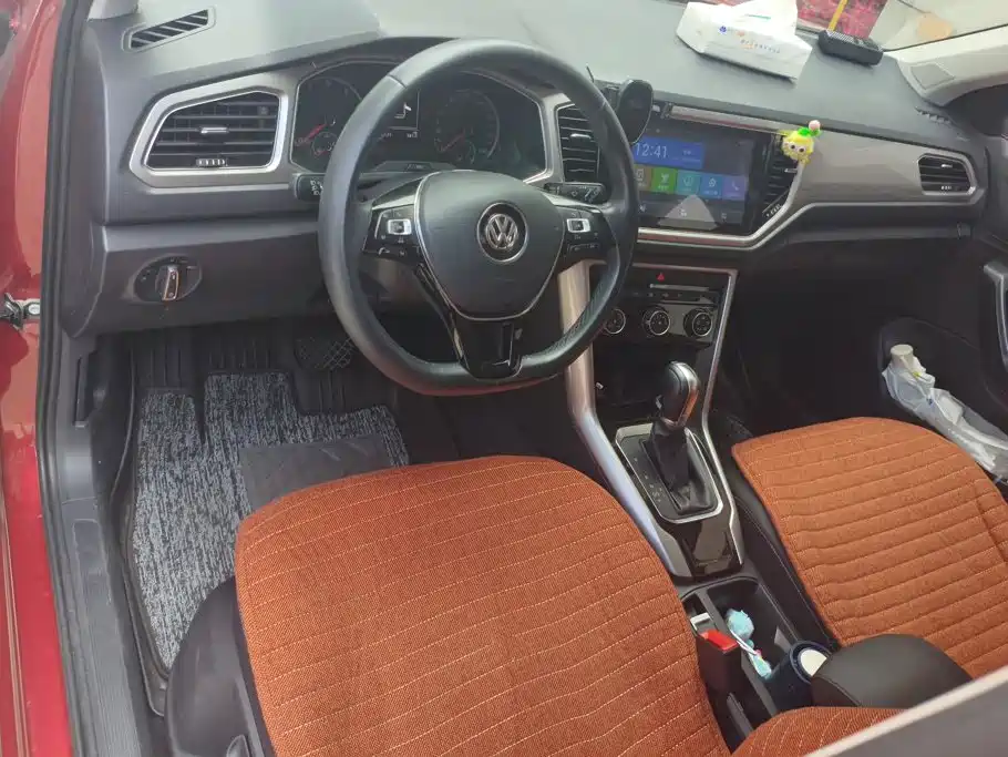 Volkswagen T-Roc 2019 — фото 12
