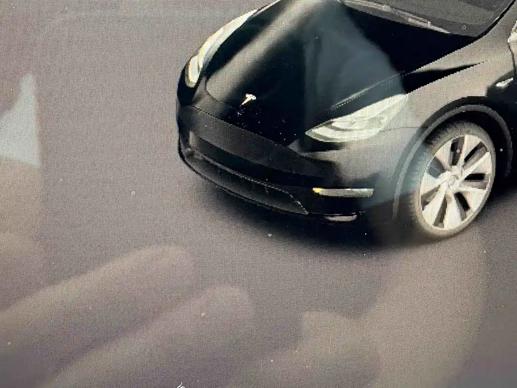 Tesla Model Y 2022 — фото 10