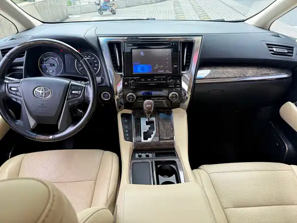 Toyota Alphard 2019