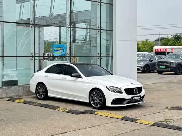 Mercedes-Benz C-Class AMG 2015
