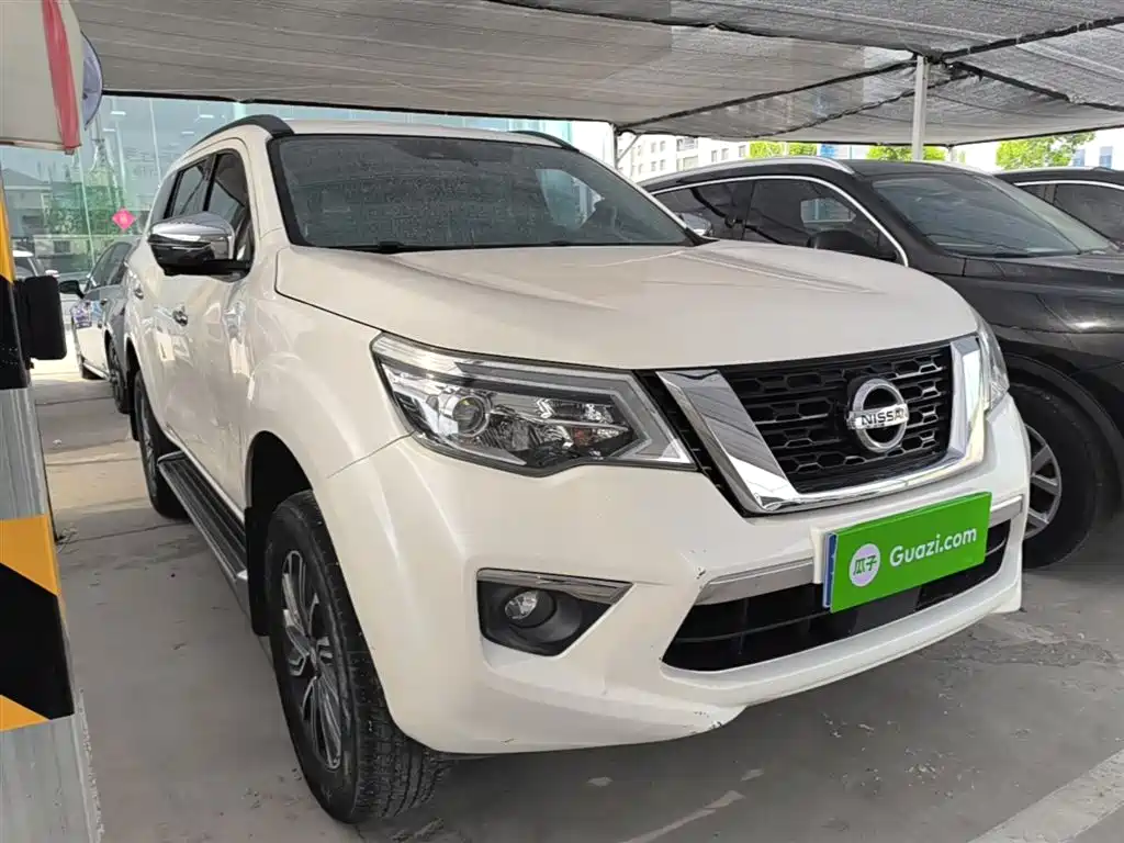 Nissan Terra 2019 — фото 21