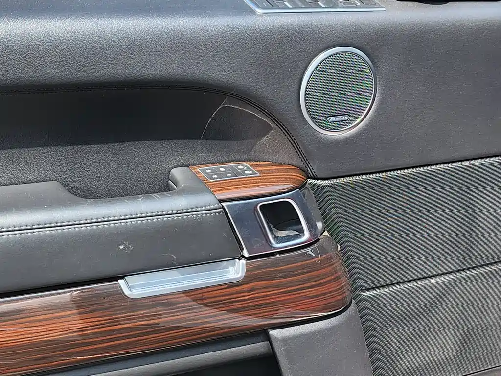 Land Rover Range Rover 2019 — фото 11
