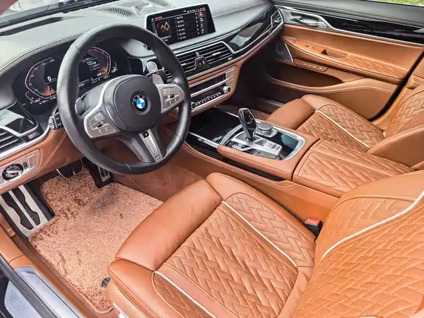 BMW 7 Series 2021
