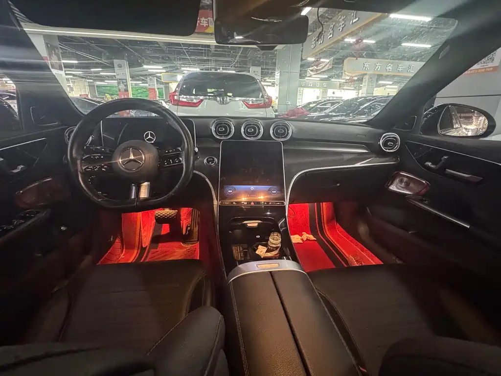 Mercedes-Benz C-Class 2023
