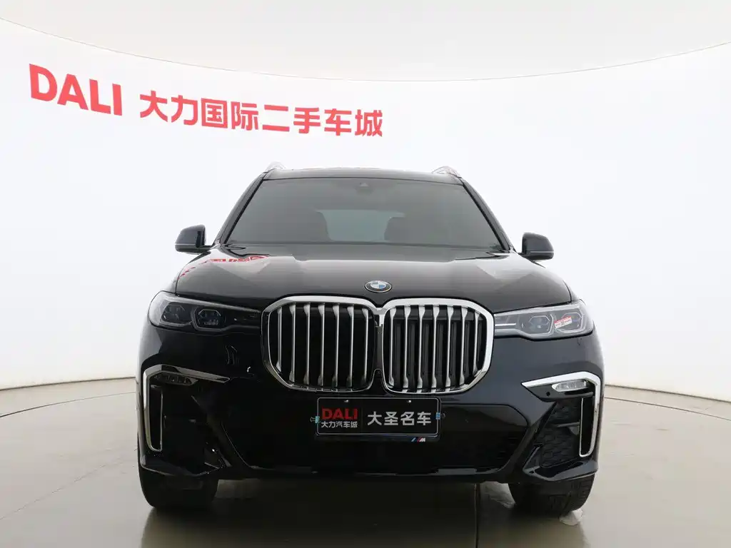 BMW X7 2021 — фото 2
