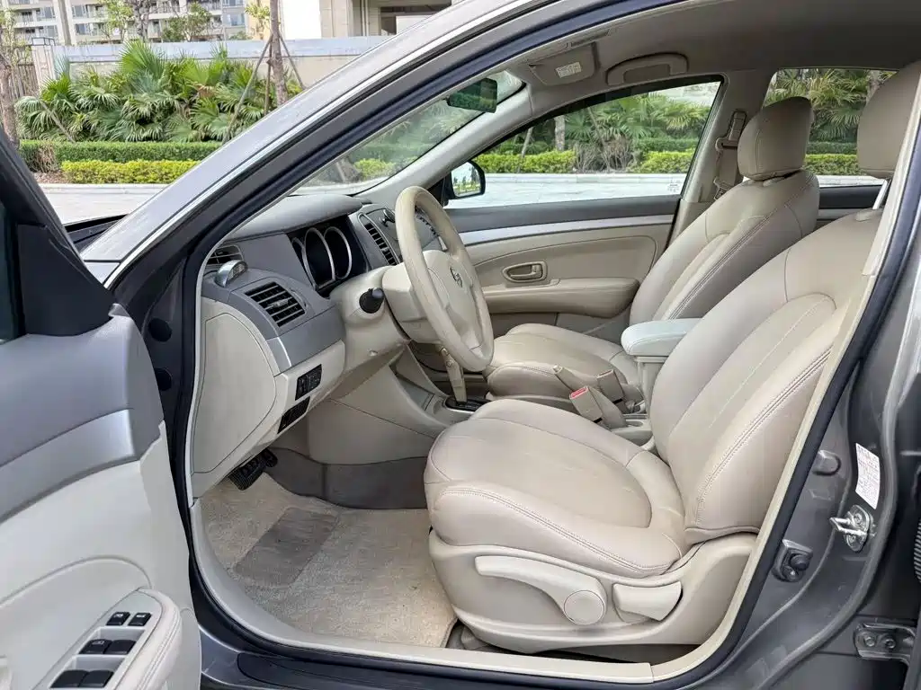Nissan Sylphy 2013