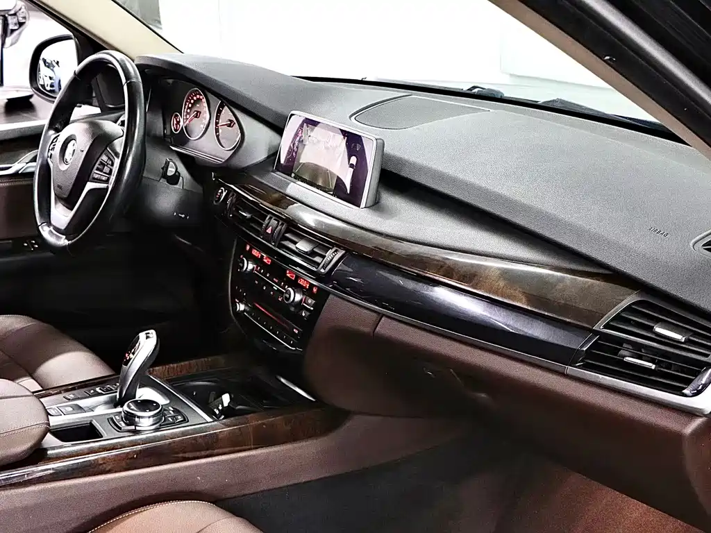 BMW X5 2015 — фото 14