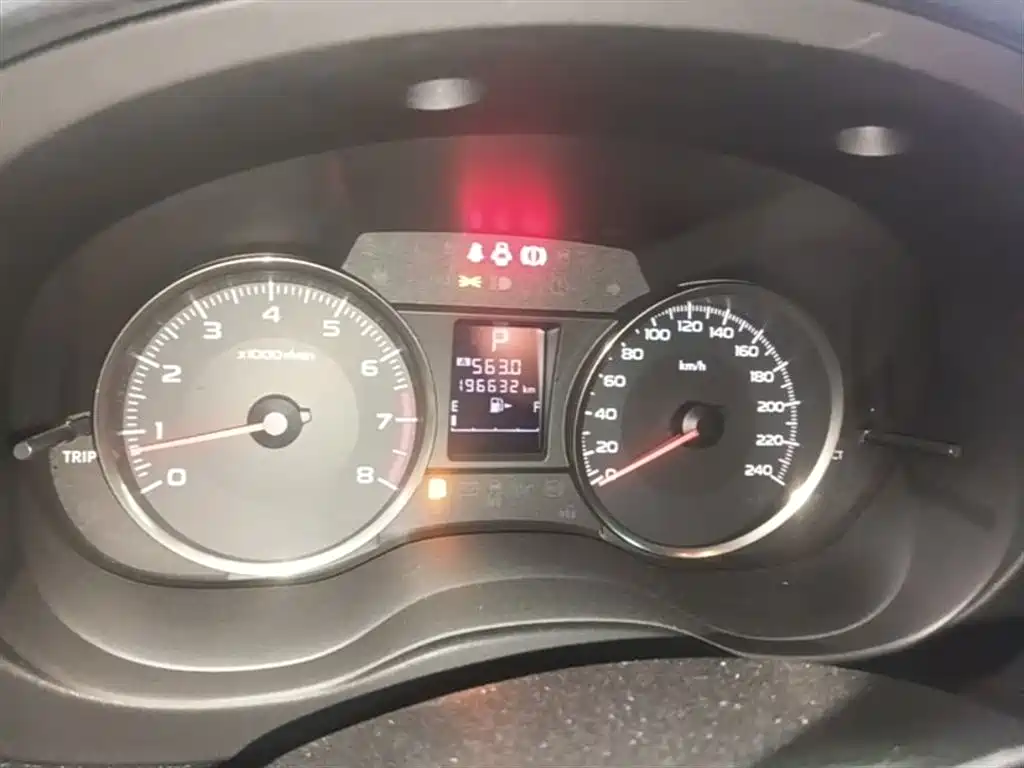 Subaru XV 2015 — фото 12
