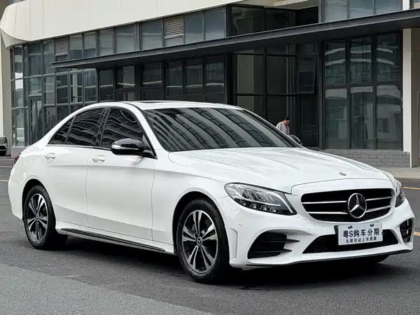 Mercedes-Benz C-Class 2019