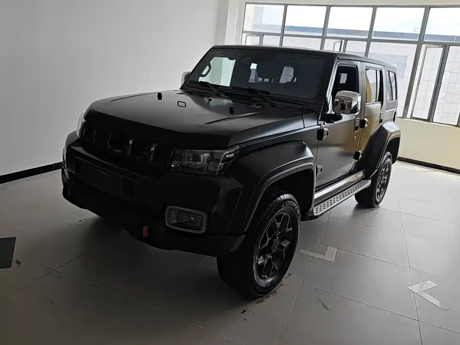 BAIC BJ40 2023 — фото 1