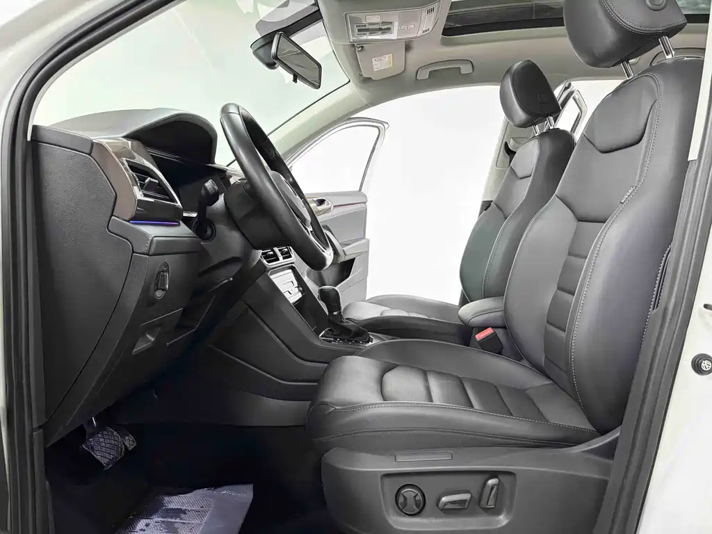 Volkswagen Tharu 2023