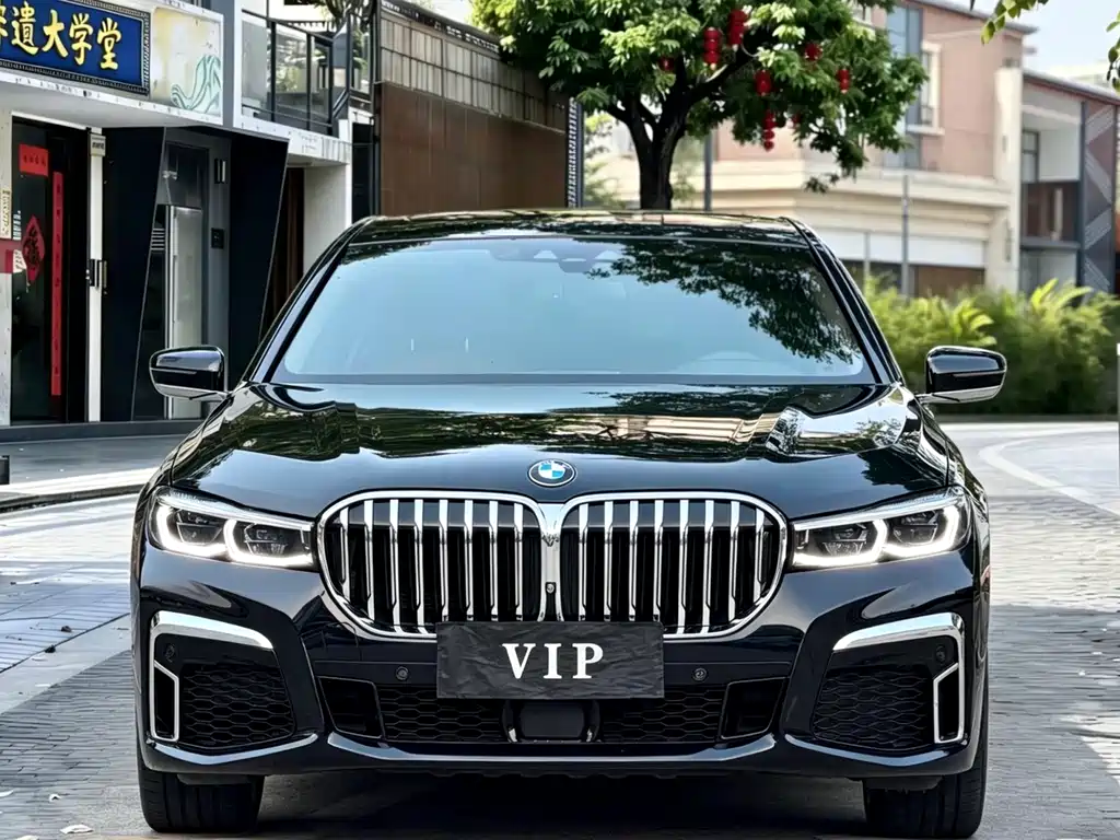 BMW 7 Series 2017 — фото 2