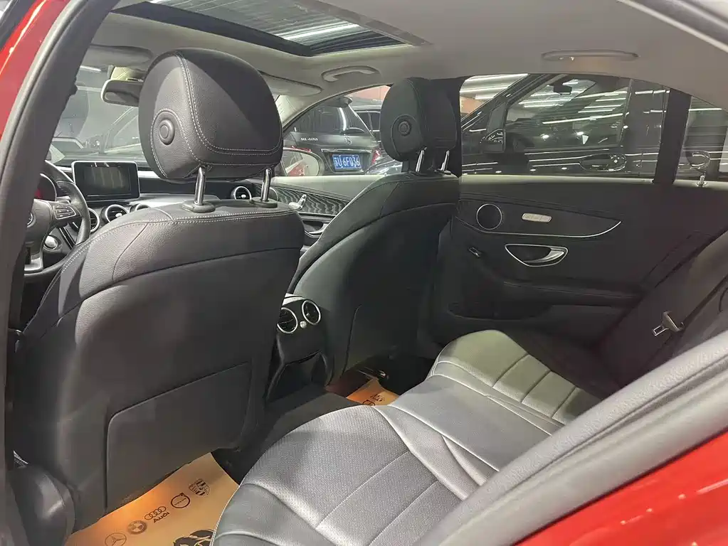 Mercedes-Benz C-Class 2018 — фото 11