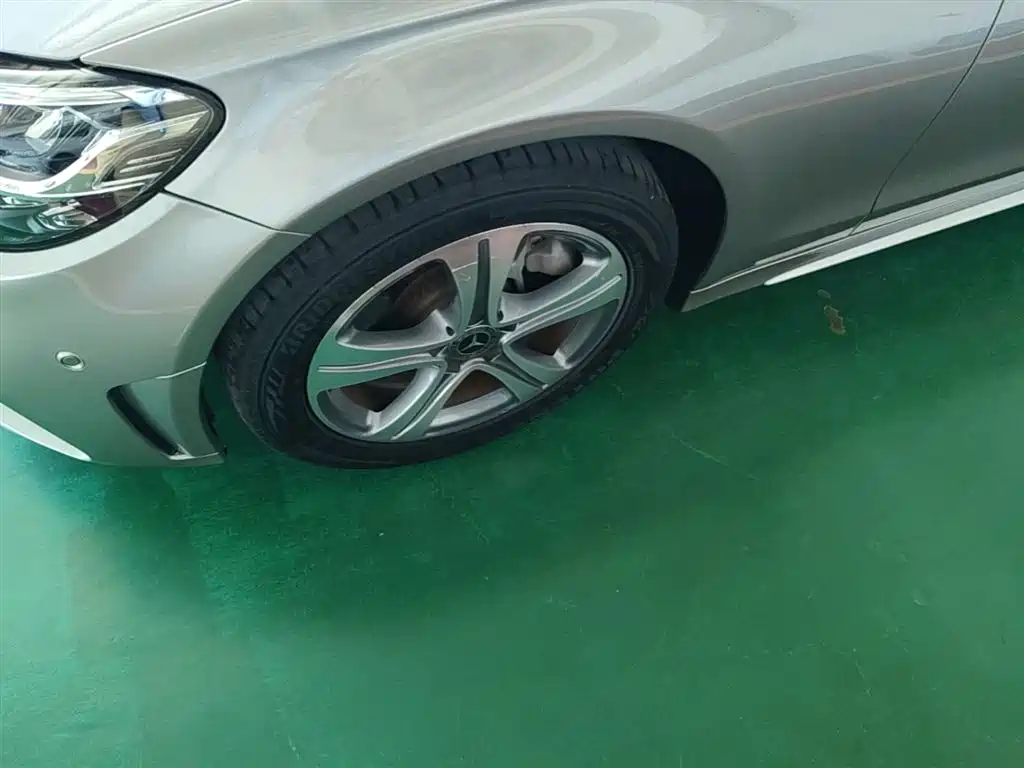 Mercedes-Benz C-Class 2019 — фото 23