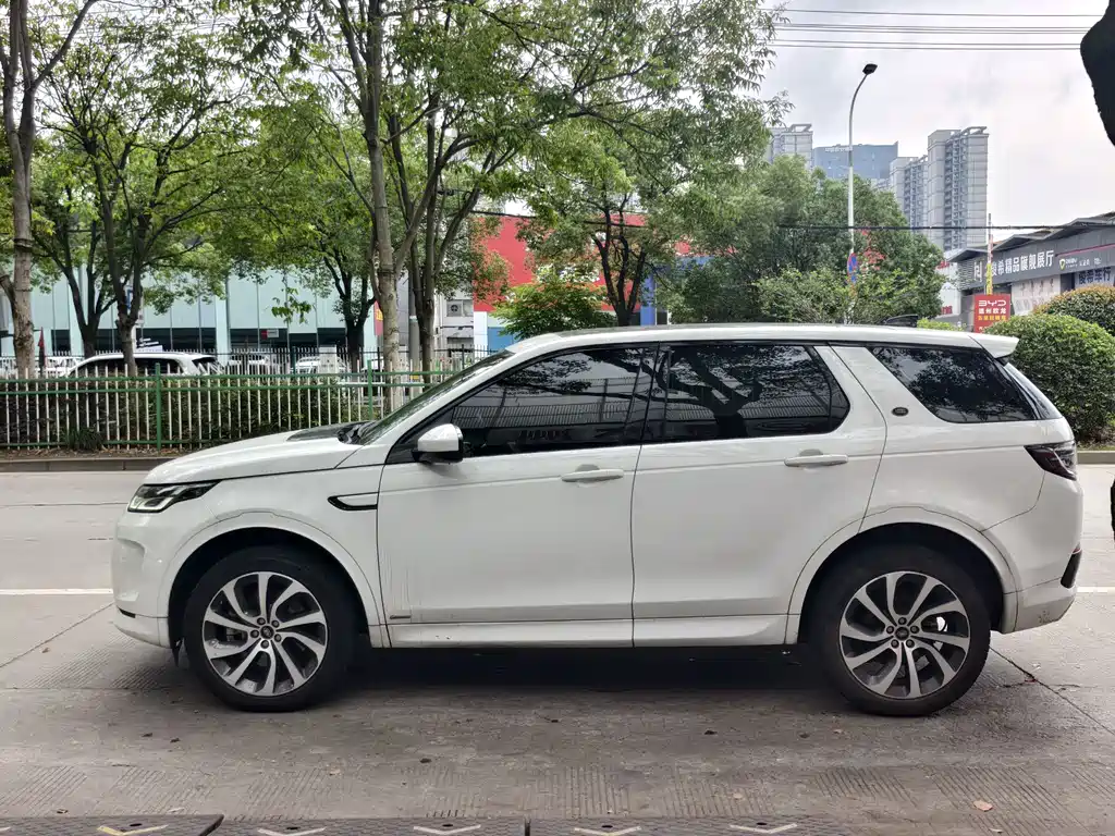 Land Rover Discovery Sport 2020 — фото 3