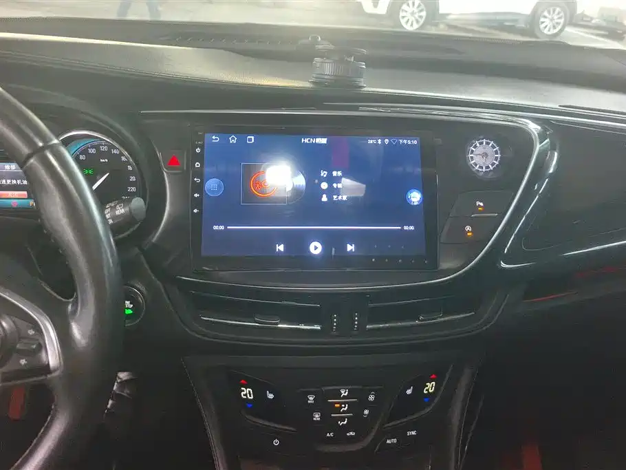 Buick Envision Plus 2016 — фото 13