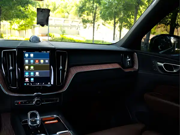 Volvo XC60 2022