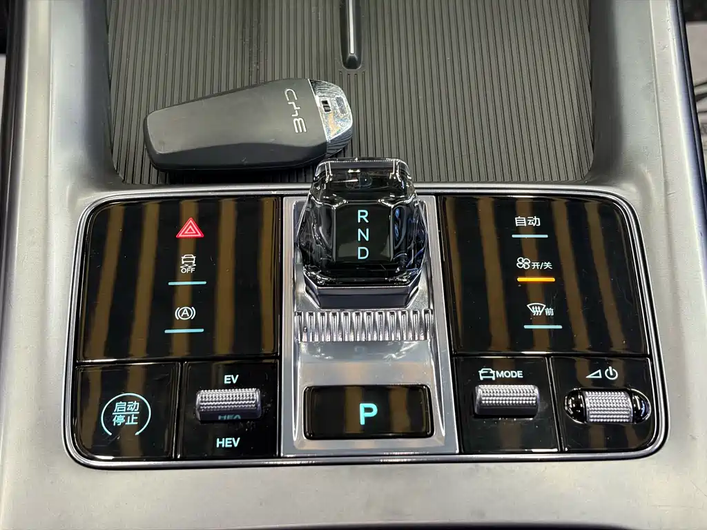 BYD Seal 2023 — фото 14