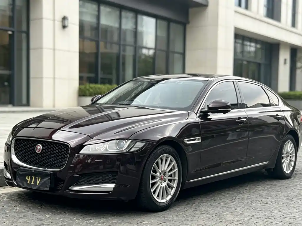 Jaguar XFL 2017