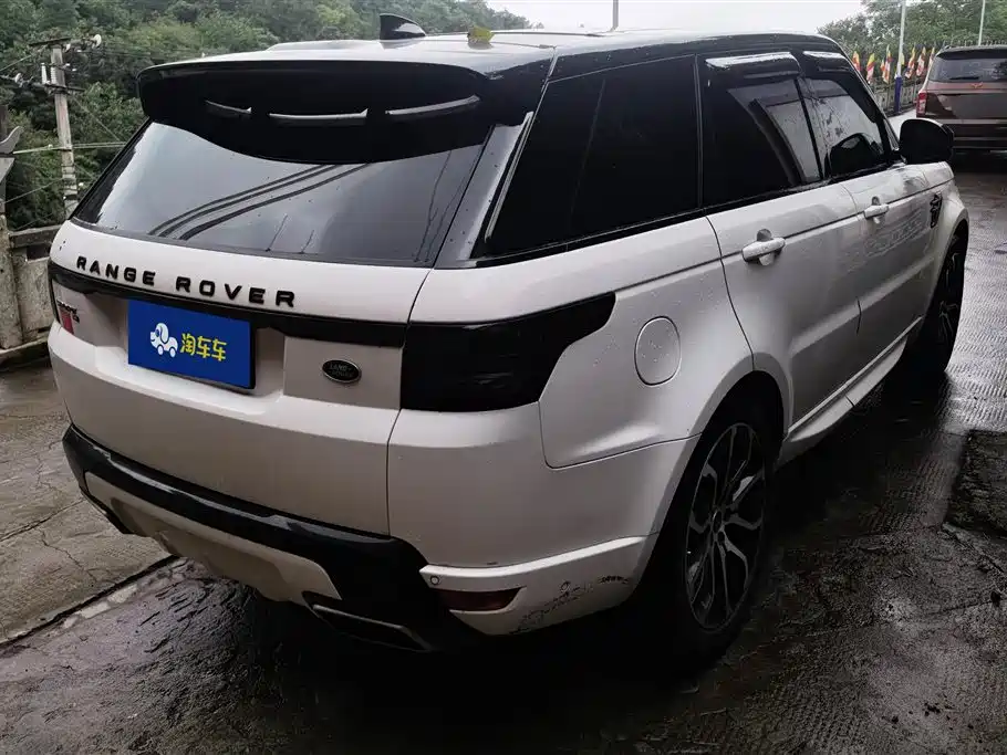 Land Rover Sport 2022