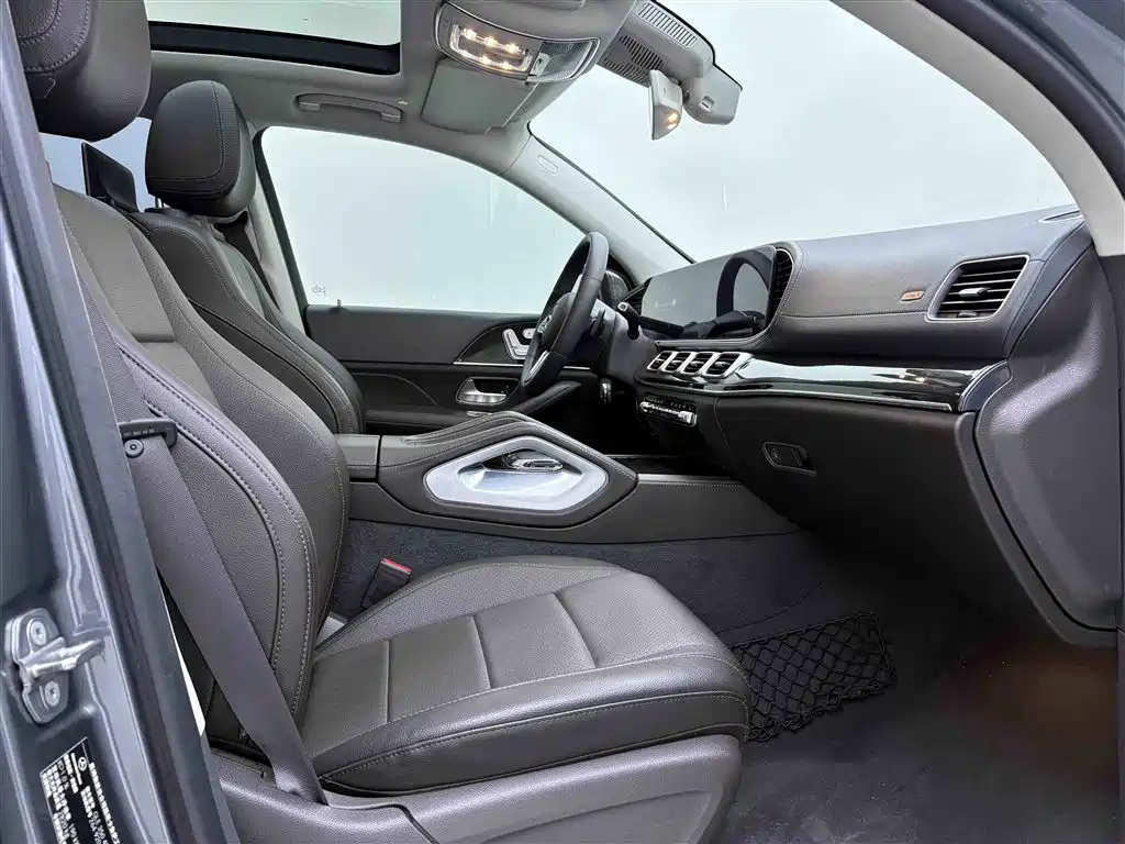 Mercedes-Benz GLE 2019 — фото 18