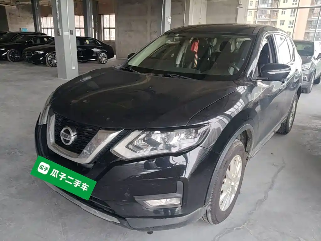 Nissan X-Trail 2017 — фото 2