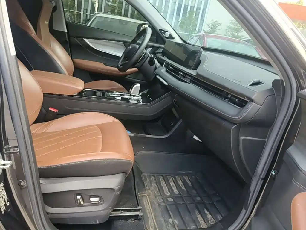 Chery Tiggo 8 PLUS 2023 — фото 25