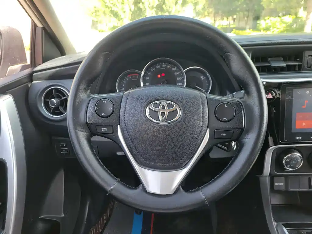 Toyota Levin 2018 — фото 12