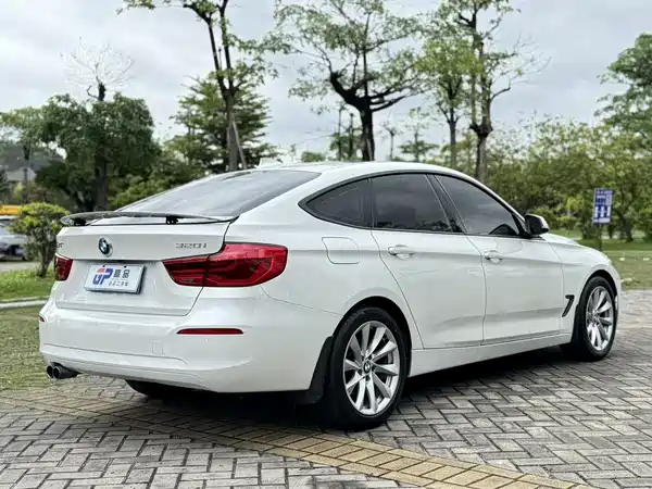 BMW 3 Series GT 2018