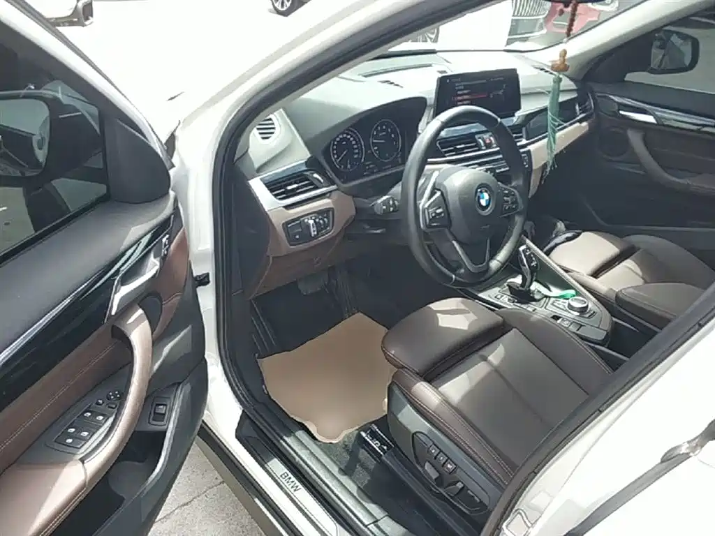 BMW X1 2020 — фото 15