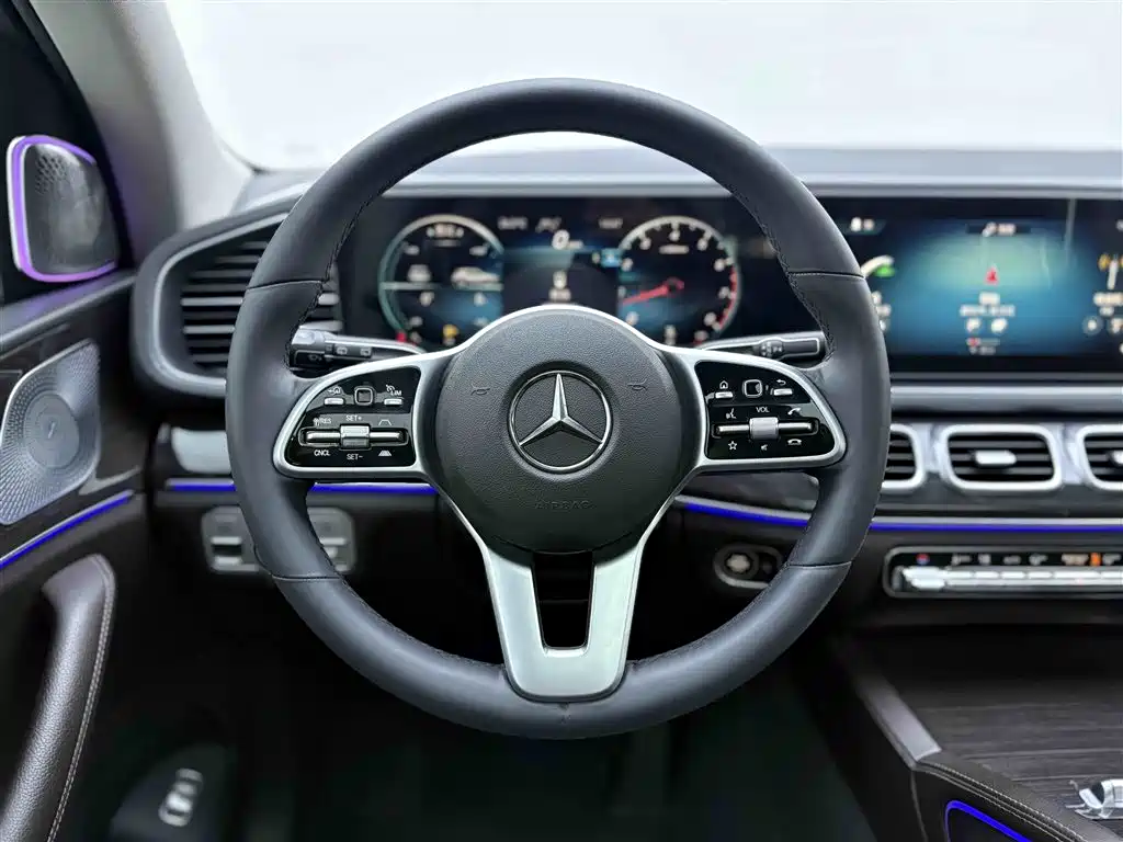 Mercedes-Benz GLE 2019 — фото 23