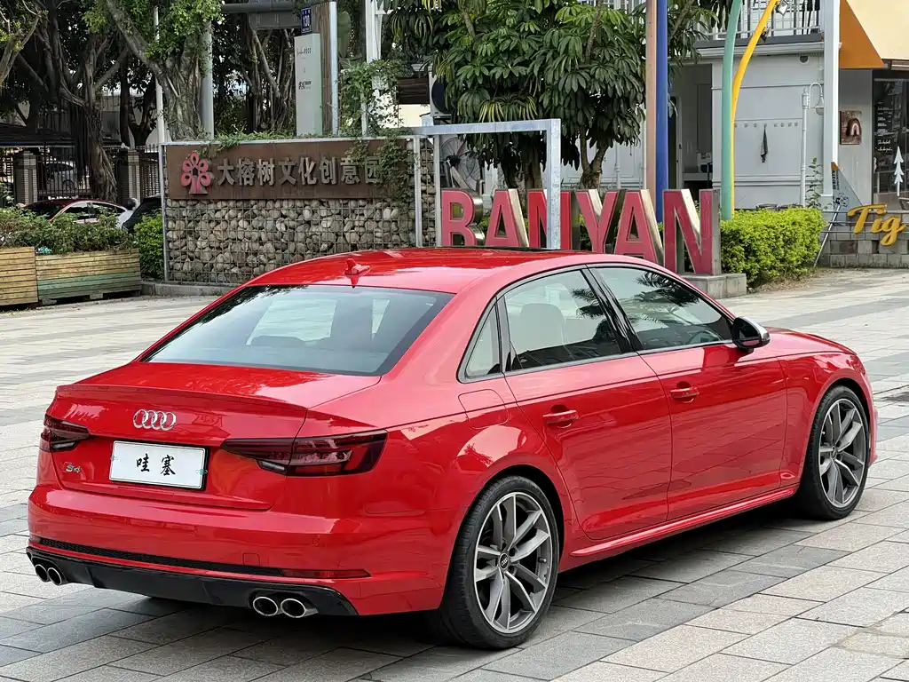 Audi S4 2018 — фото 8