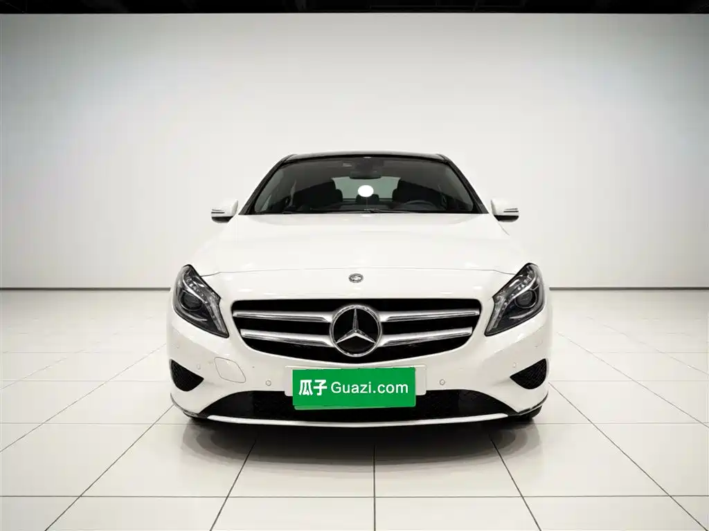 Mercedes-Benz A-Class 2015 — фото 24