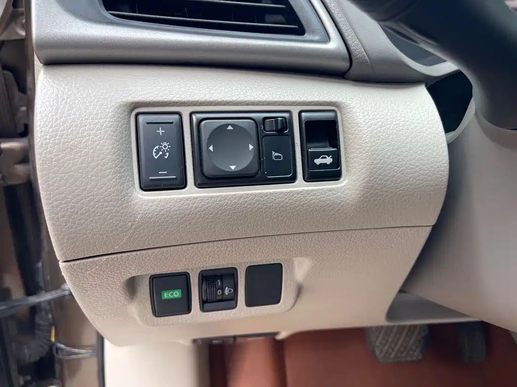 Nissan Sylphy 2015 — фото 13