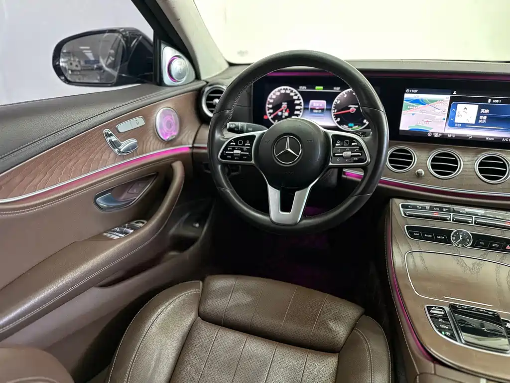 Mercedes-Benz E-Class 2020 — фото 14