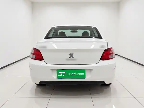 Peugeot 301 2015