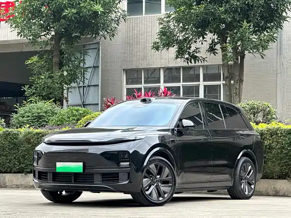 Li Auto L8 2024