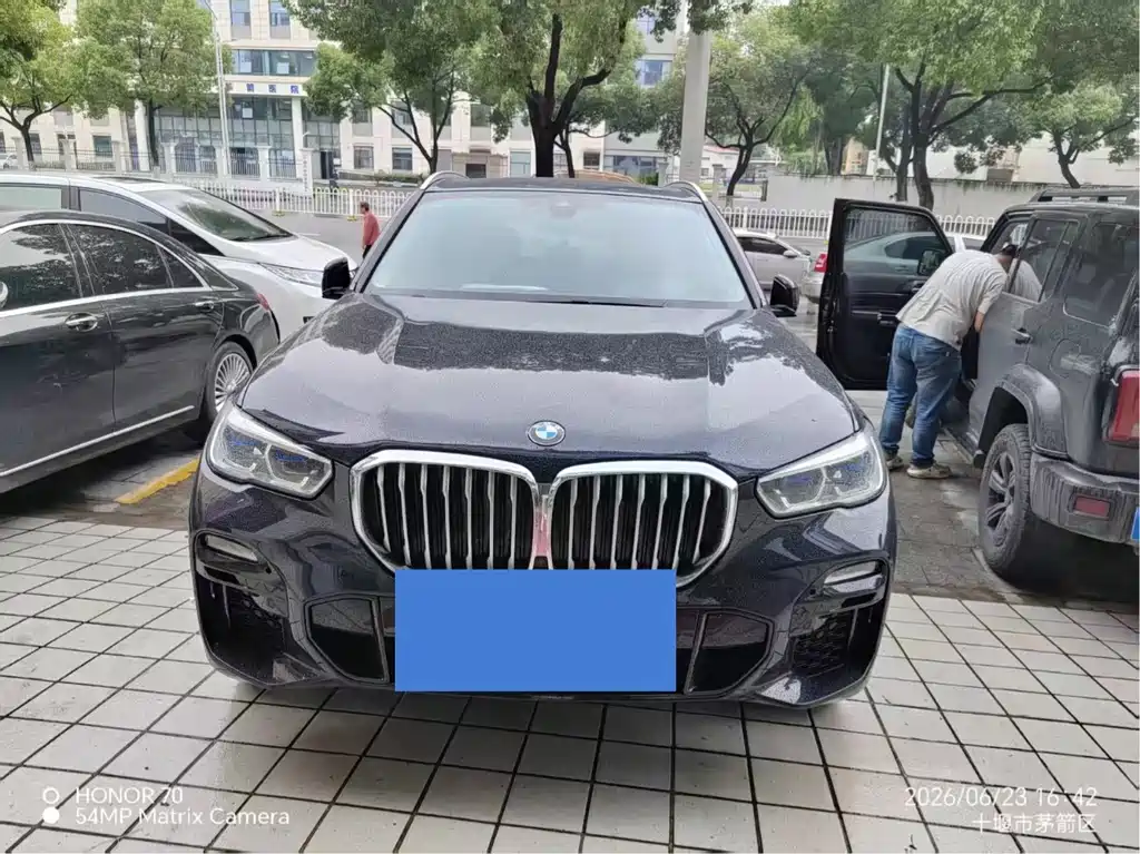 BMW X5 2021