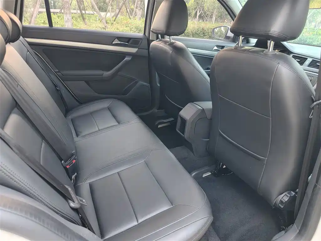 Volkswagen Gran Lavida 2016