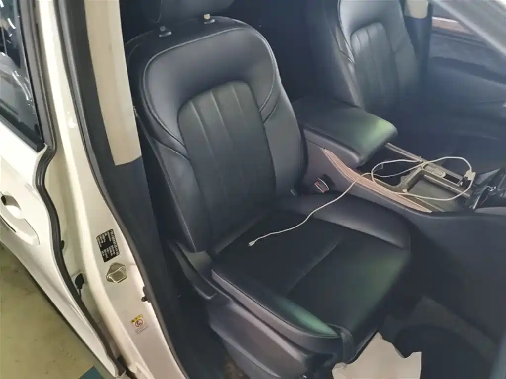 GAC Motor Trumpchi M8 2019 — фото 25