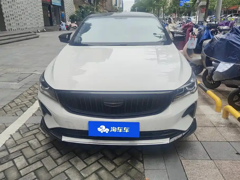 Geely Emgrand 2024