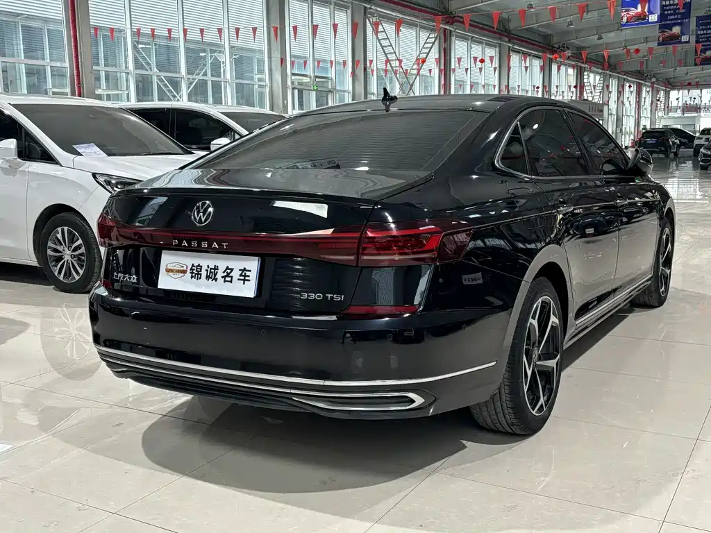 Volkswagen Passat 2022 — фото 4